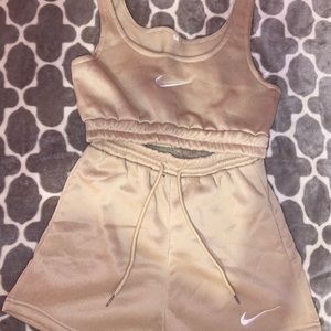 Two piece Nike set